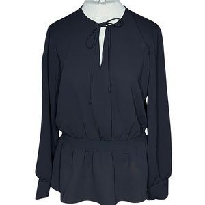 Alfani Women's Smocked Peplum V-Neck Blouse Size M New without original Tag